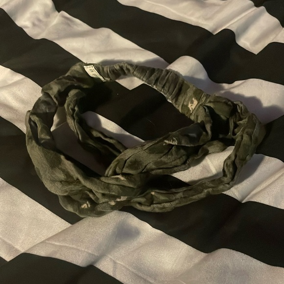 Animal print headband - Picture 1 of 2